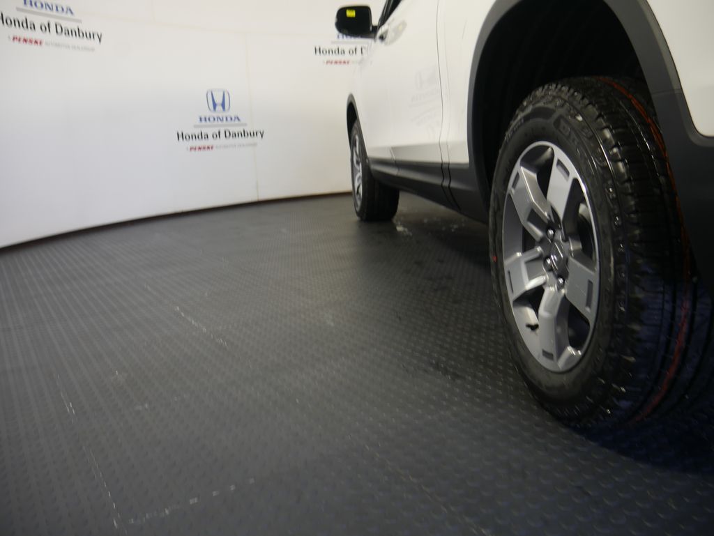 2025 Honda Ridgeline RTL photo 8