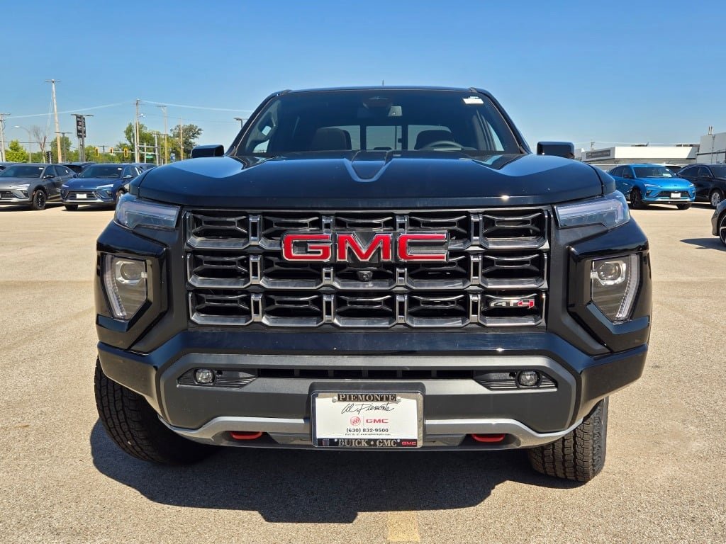 2025 Gmc Canyon AT4 photo 2