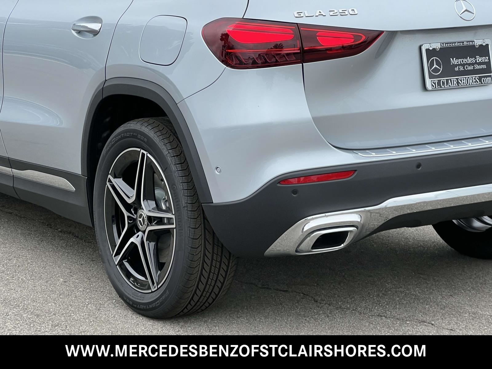 2026 Mercedes Benz GLA 250 4MATIC photo 4