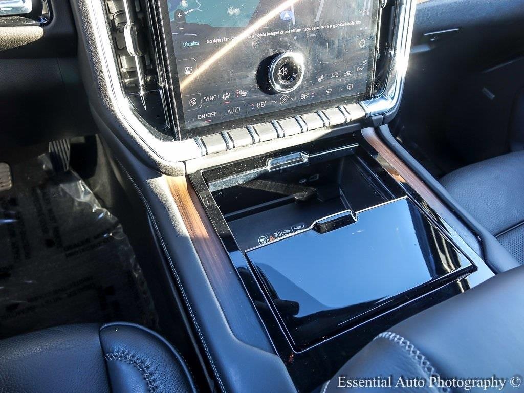 2025 GMC YUKON - Image 22