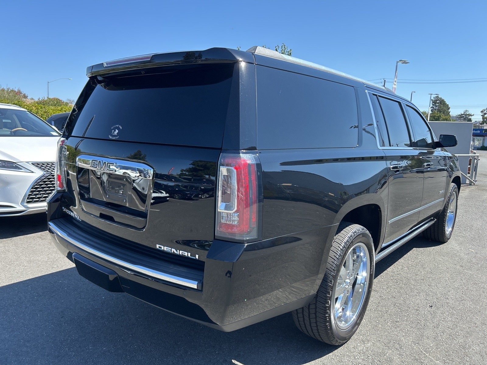 2019 Gmc Yukon XL Denali photo 4