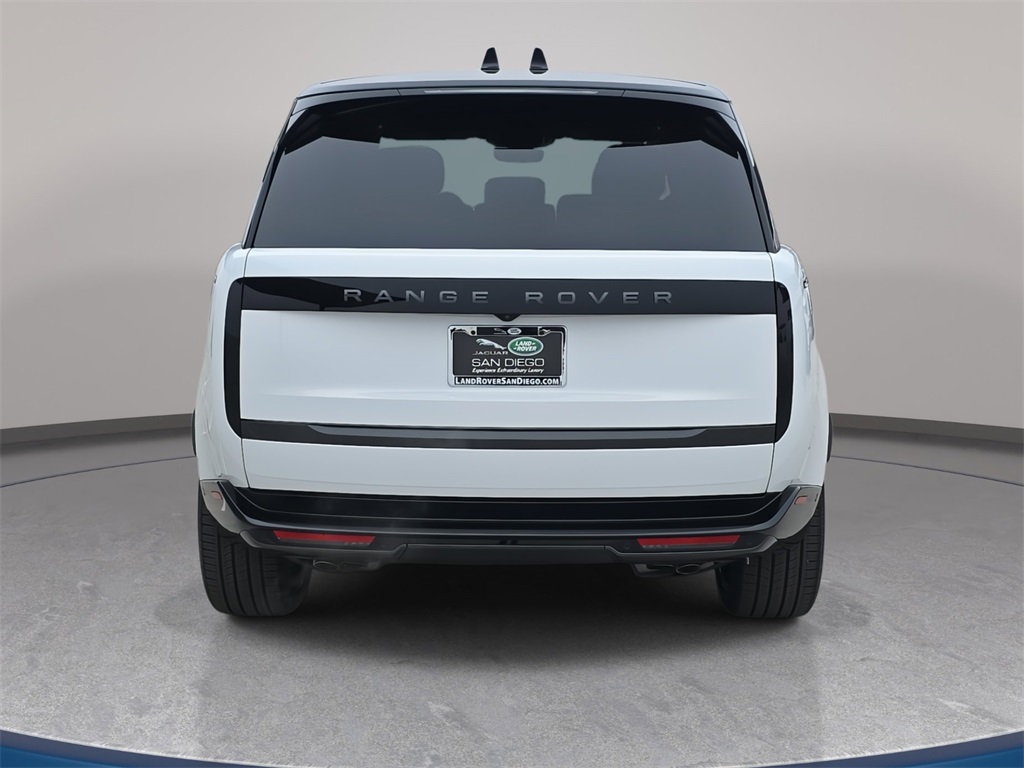 2025 Land Rover Range Rover SE photo 6