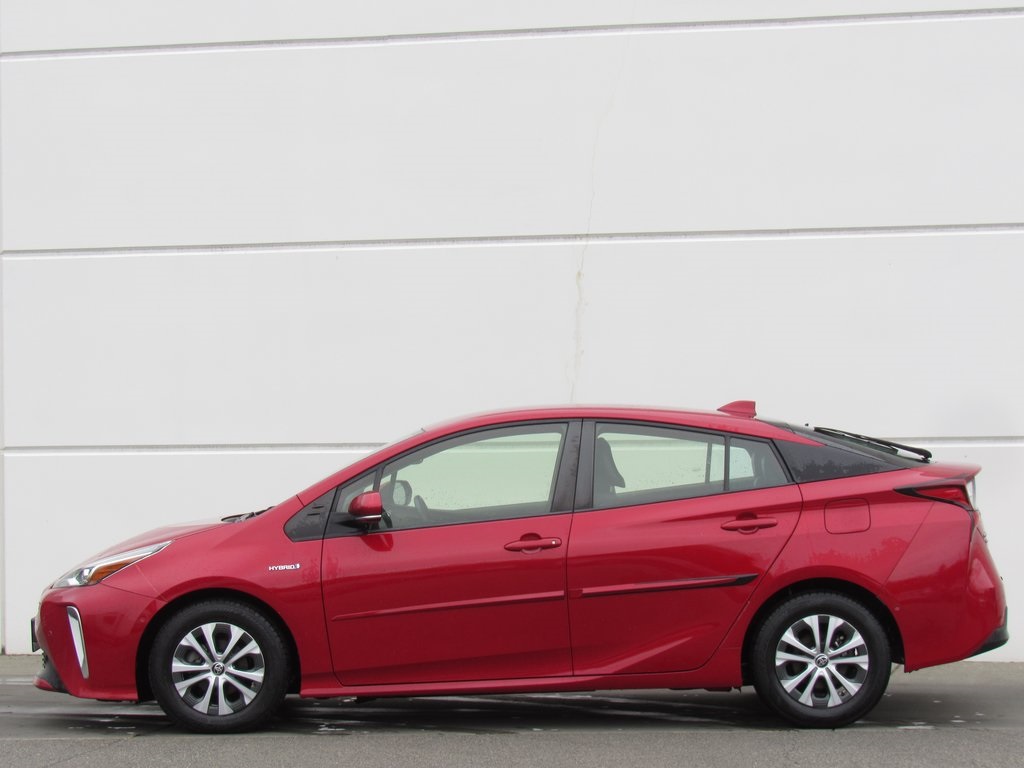 2021 Toyota Prius XLE AWD-e photo 4
