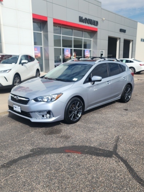 2023 Subaru Impreza Premium photo 2