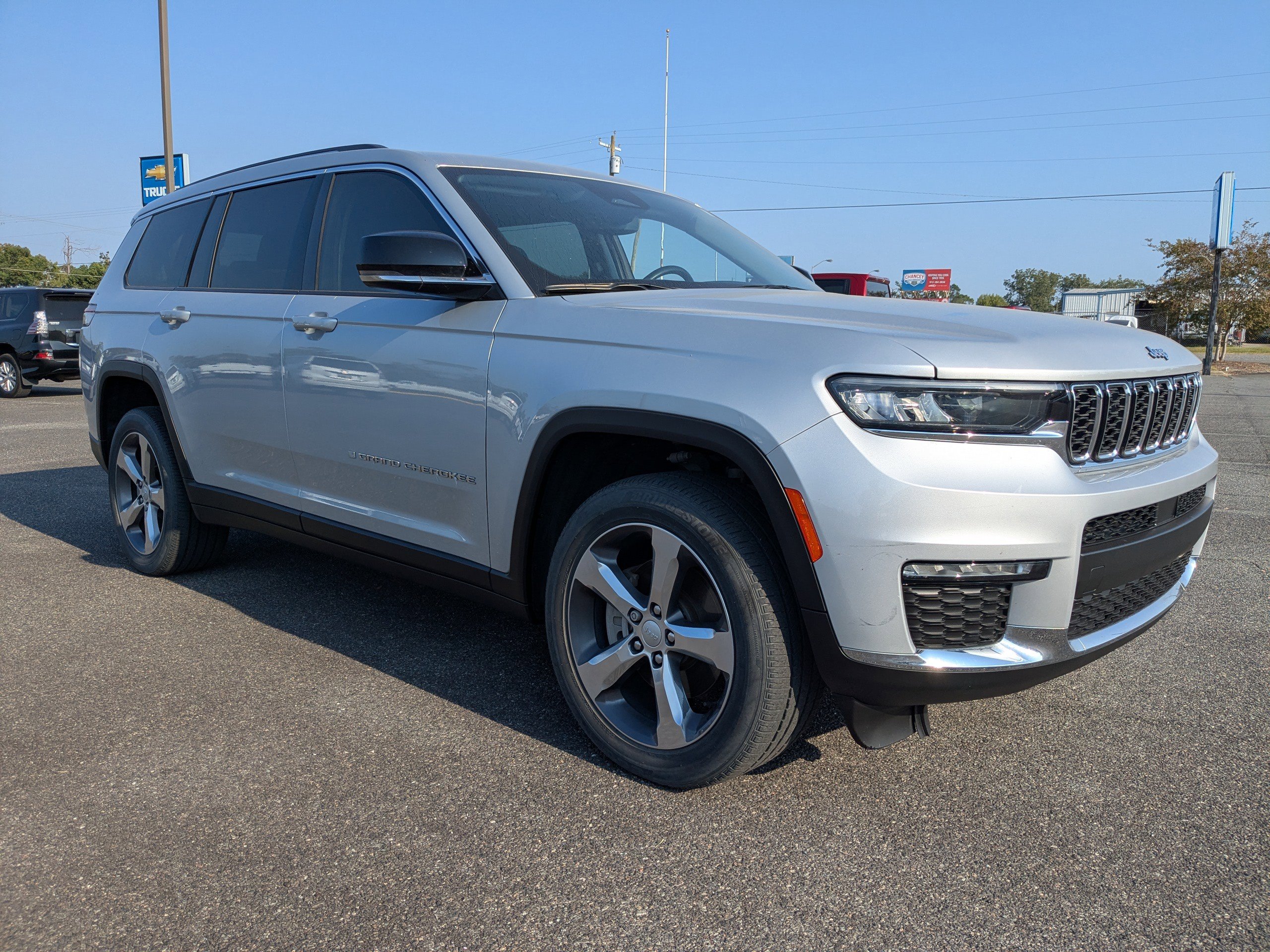 2021 Jeep Grand Cherokee L Limited's photo