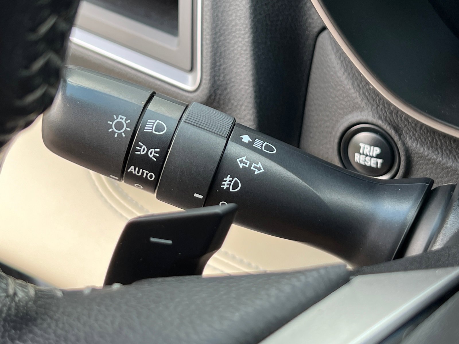 2020 Subaru Ascent Limited photo 35