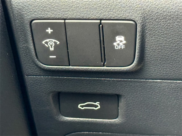 2025 Kia K5 EX photo 37