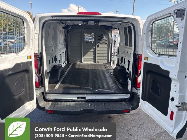 2017 Ford Transit photo 25
