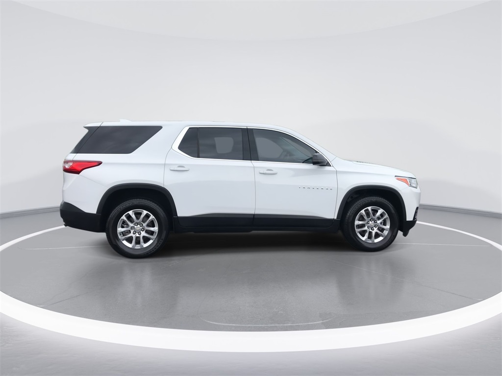 2021 Chevrolet Traverse LS photo 8