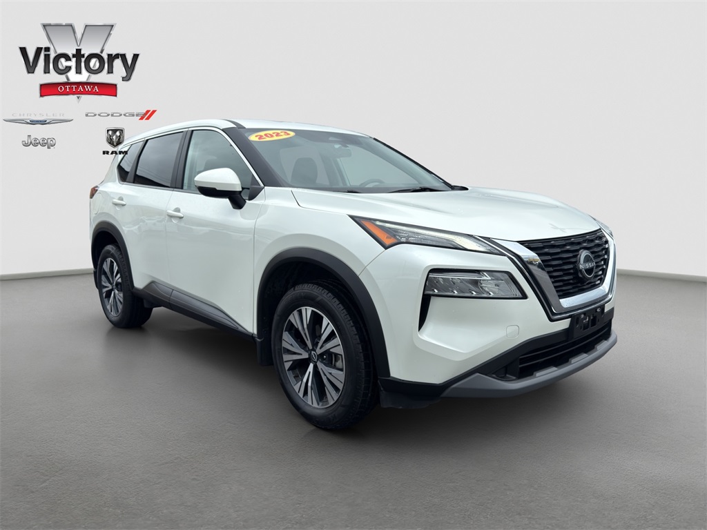 2023 Nissan Rogue SV photo 8