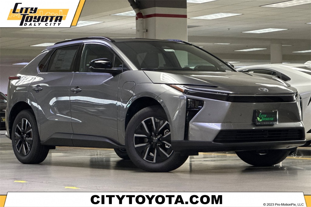 2026 Toyota bZ XLE's photo