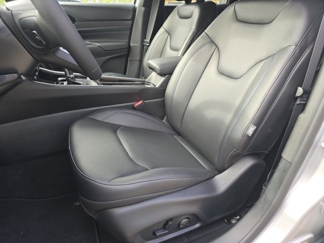 2026 Jeep Compass Limited Altitude photo 3