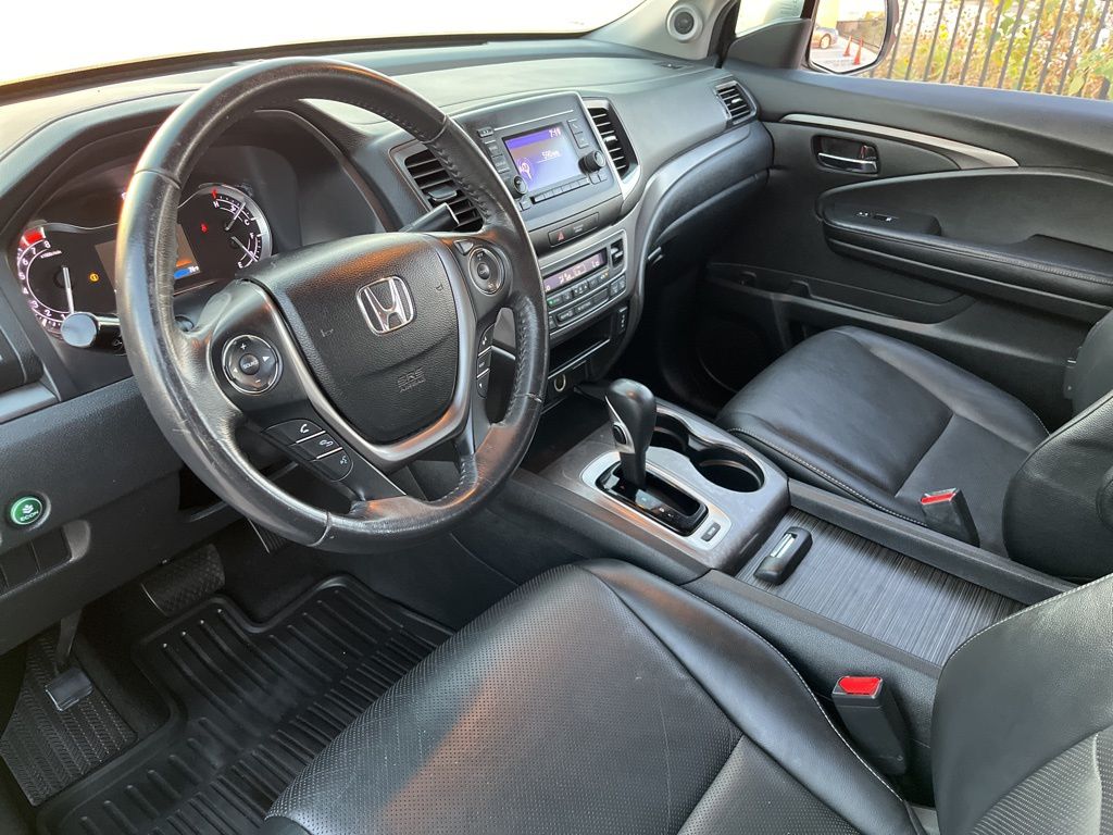 2018 Honda Ridgeline RTL photo 16
