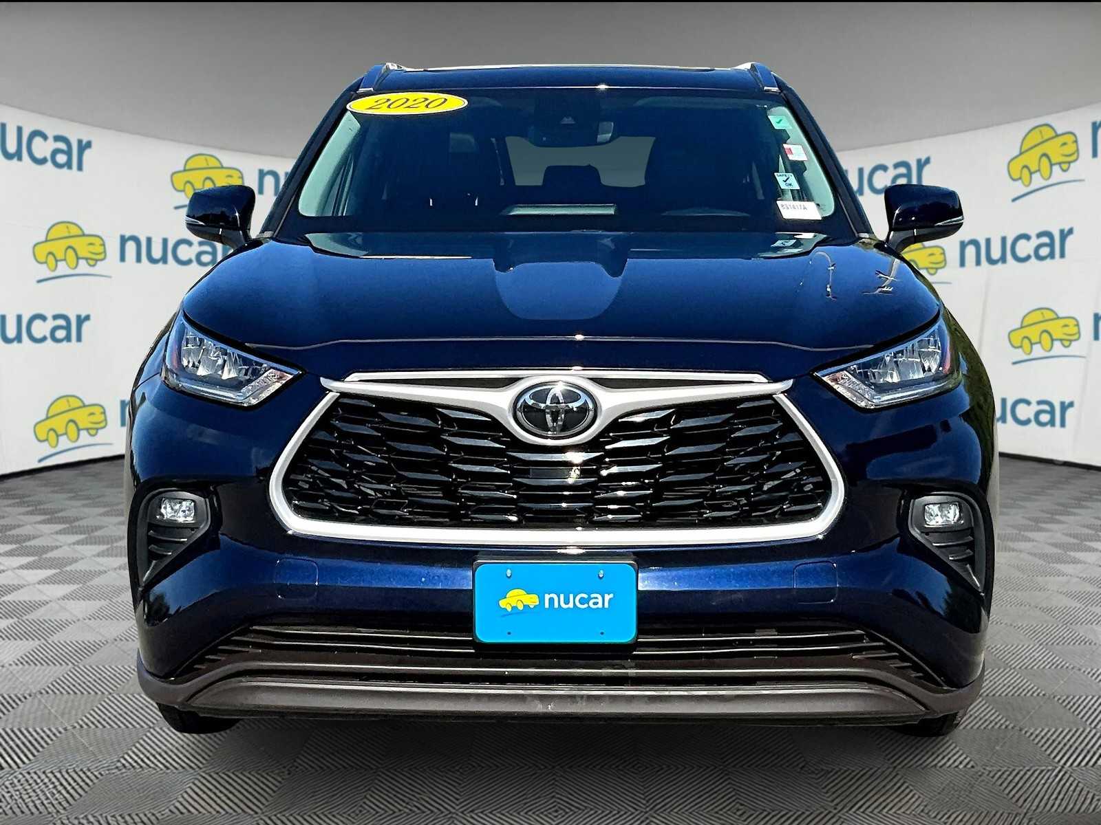 2020 Toyota Highlander XLE photo 2