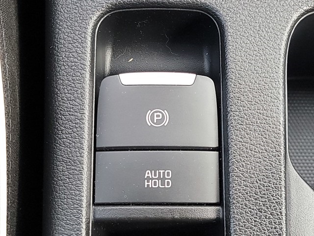 2024 Kia Forte GT-Line photo 30