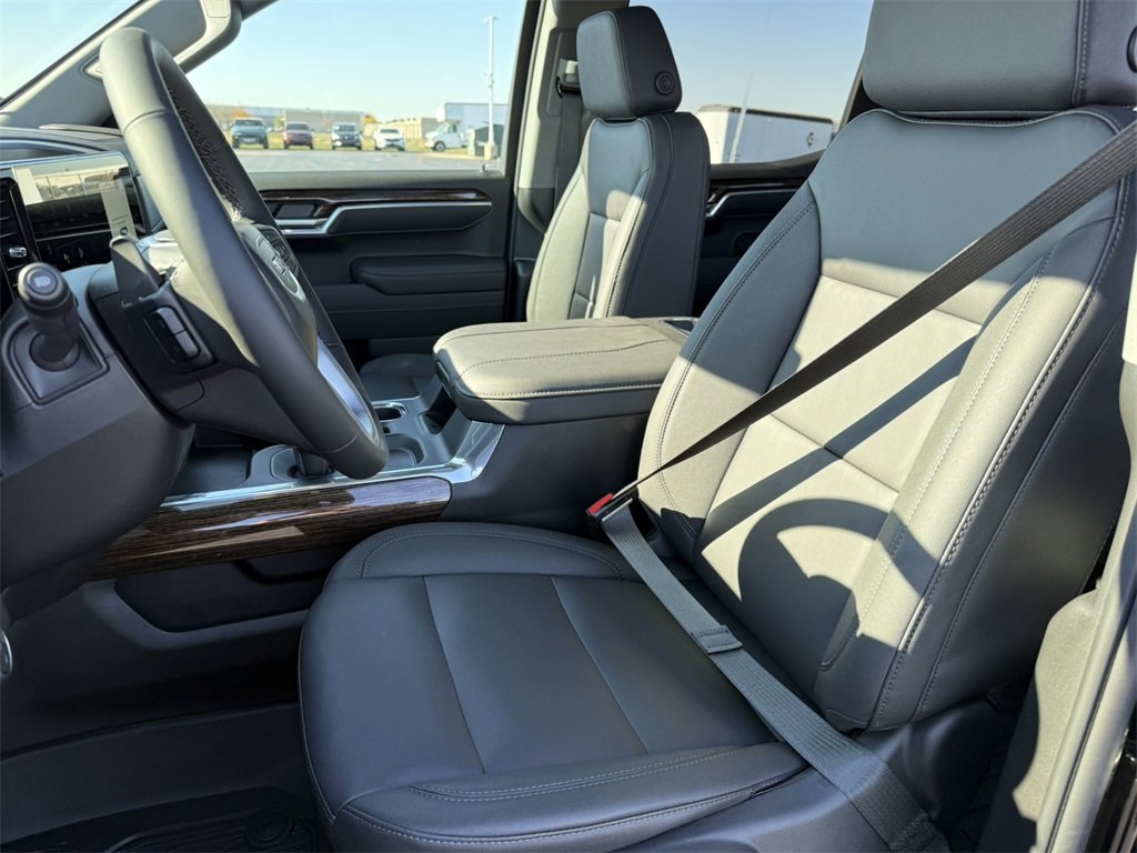 2026 GMC SIERRA - Image 15