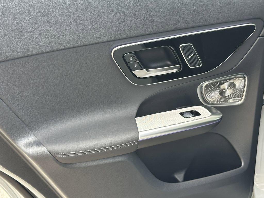 2025 Mercedes Benz GLC 350e 4MATIC photo 25