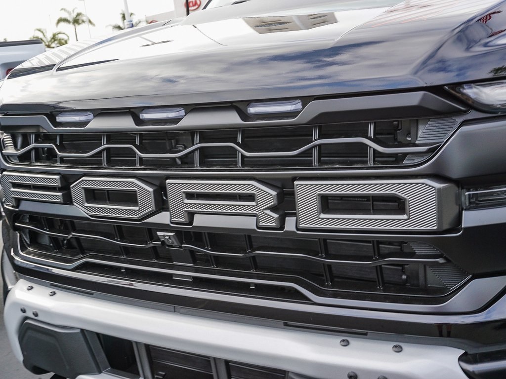 2025 Ford F-150 Raptor photo 4