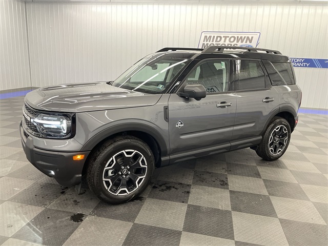 2025 Ford Bronco Sport Outer Banks's photo