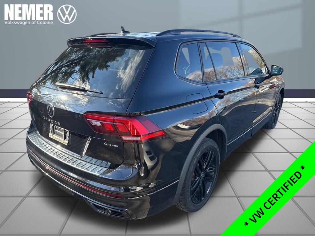 2022 Volkswagen Tiguan SE R-Line Black photo 4