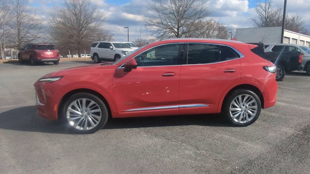 2025 Buick Envision Avenir photo 4