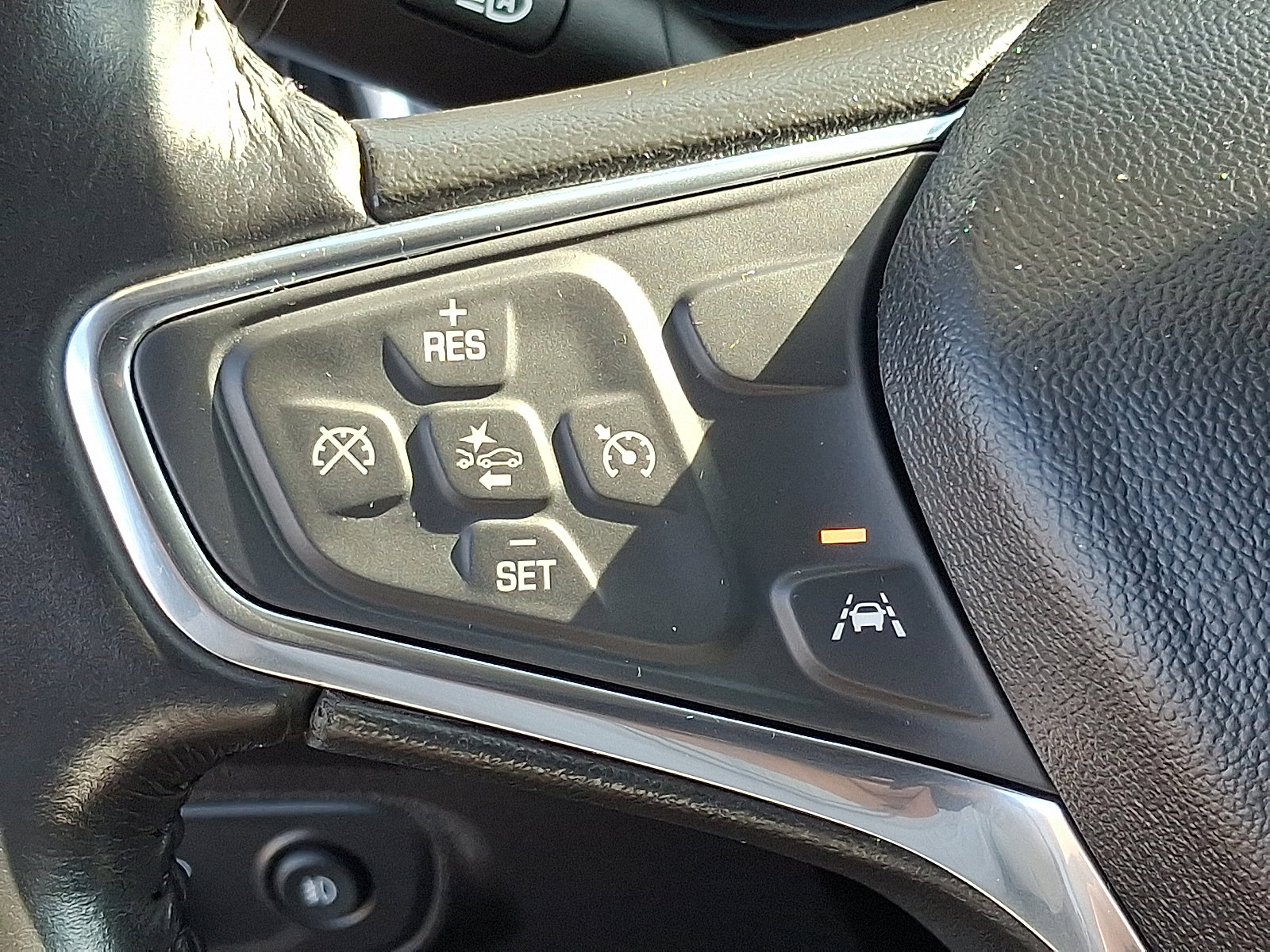 2020 Chevrolet Equinox LT photo 19