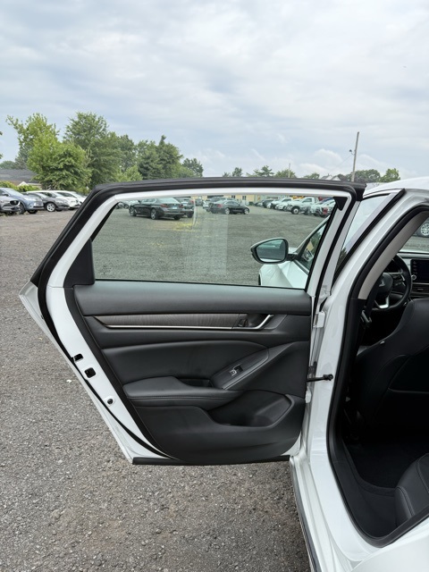 2022 Honda Accord EX-L photo 11