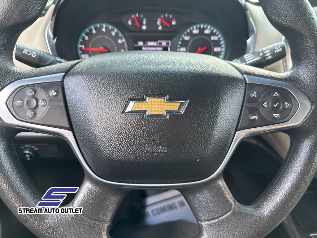 2023 Chevrolet Traverse LS photo 18