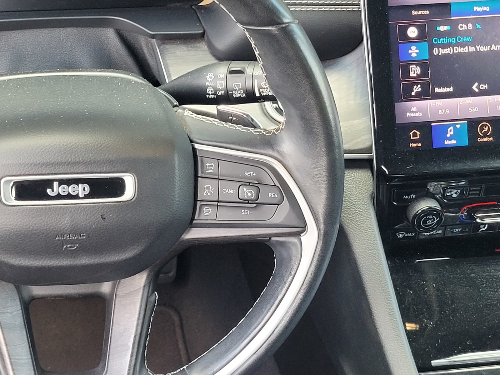 2021 Jeep Grand Cherokee Limited photo 14