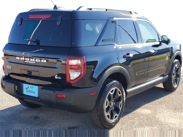 2025 Ford Bronco Sport Outer Banks photo 4