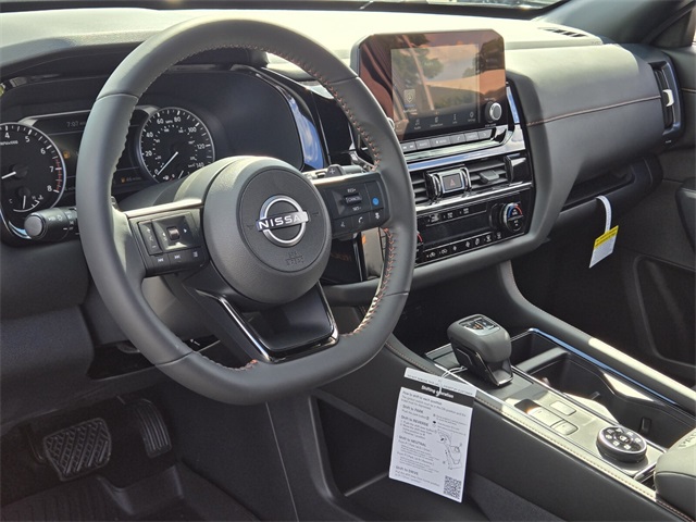 2025 Nissan Pathfinder Rock Creek photo 8