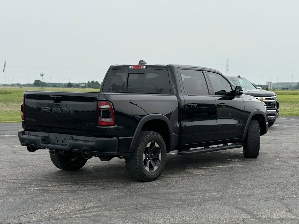 1C6SRFLT8KN718822
