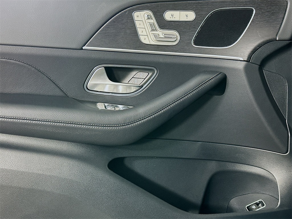 2026 Mercedes Benz GLE 350 4MATIC photo 17