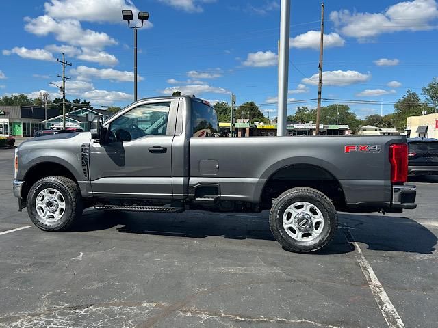 2026 Ford F-350 XLT photo 11