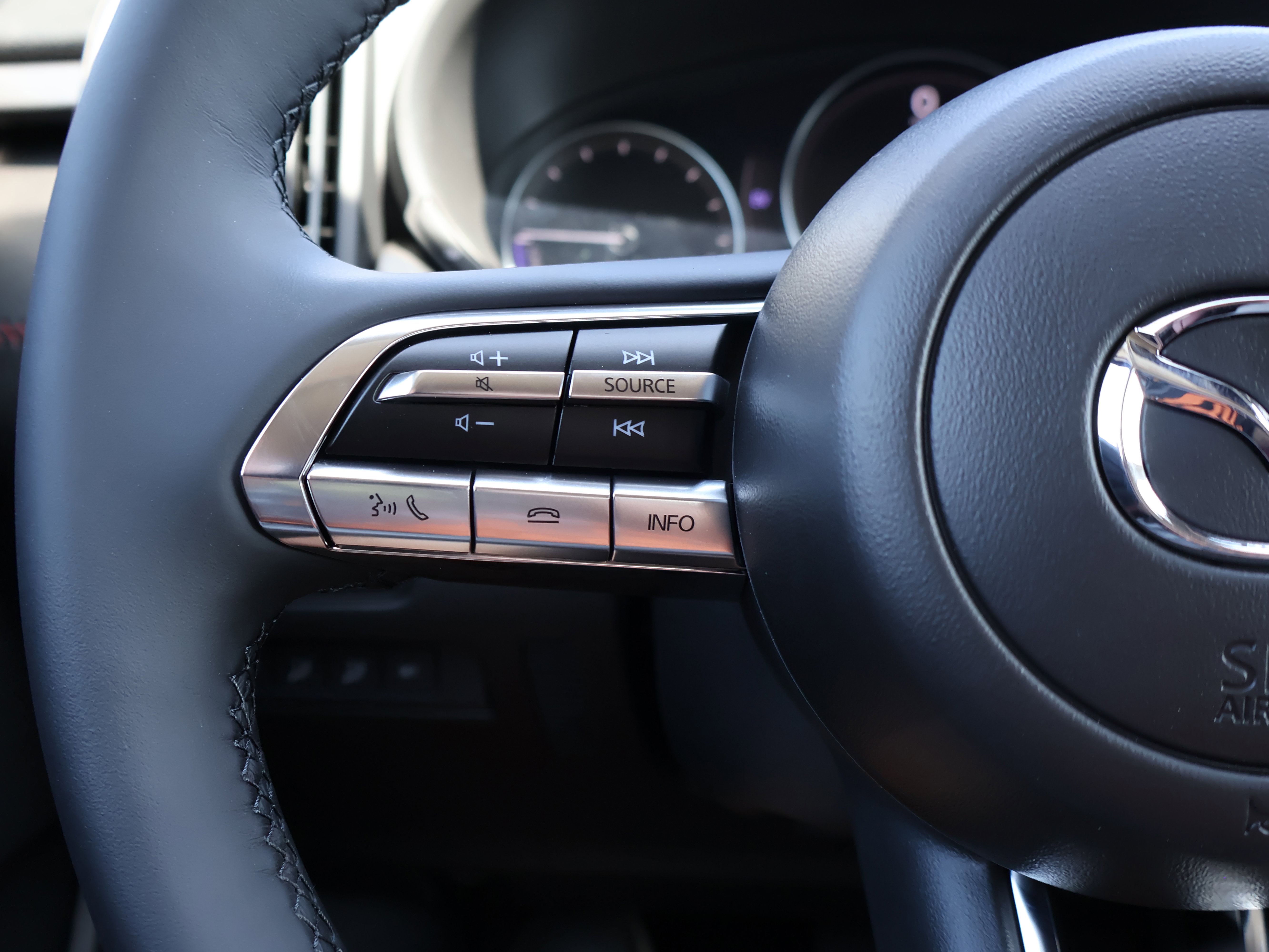 2025 Mazda CX-50 Premium photo 12