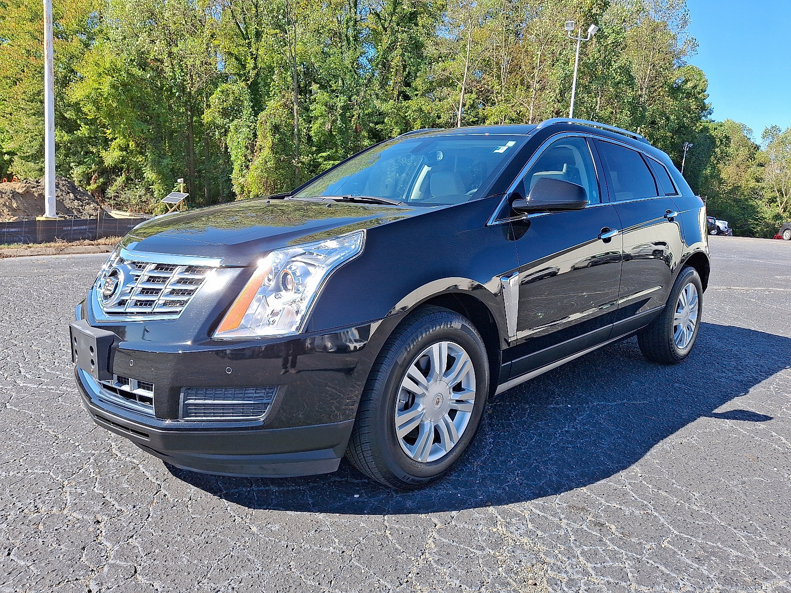 2015 Cadillac SRX Luxury photo 3