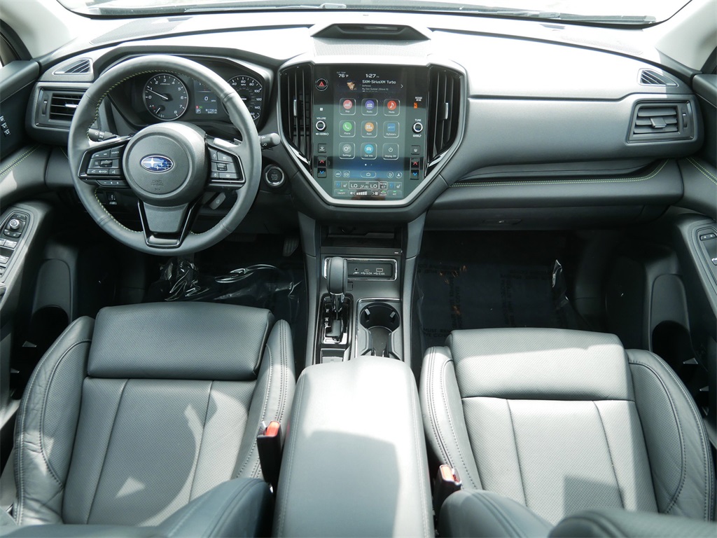 2025 Subaru Ascent Onyx Edition Touring photo 15