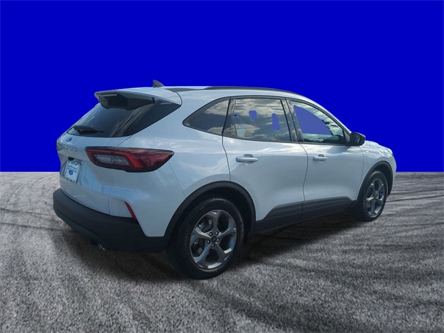 2025 Ford Escape ST-Line photo 3