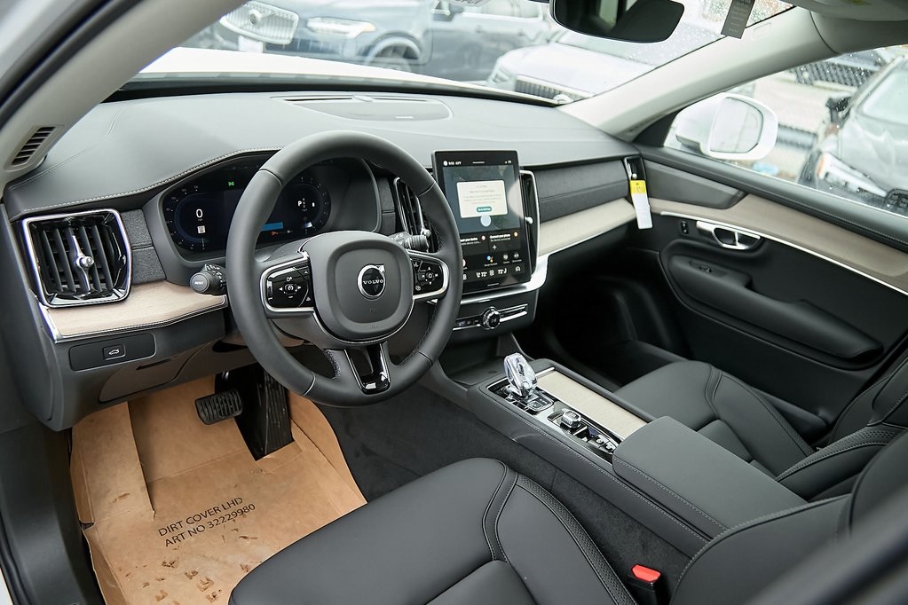 2025 VOLVO XC90 - Image 11