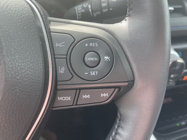 2023 Toyota RAV4 Hybrid XSE photo 14