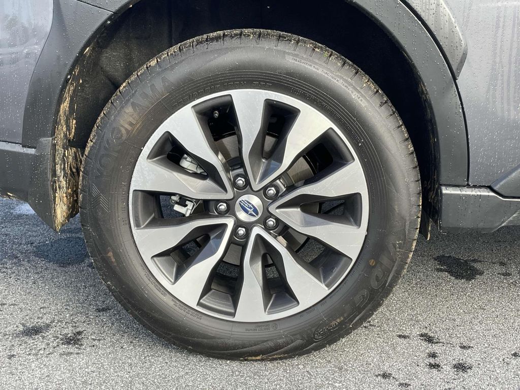 2025 Subaru Outback Touring XT photo 28