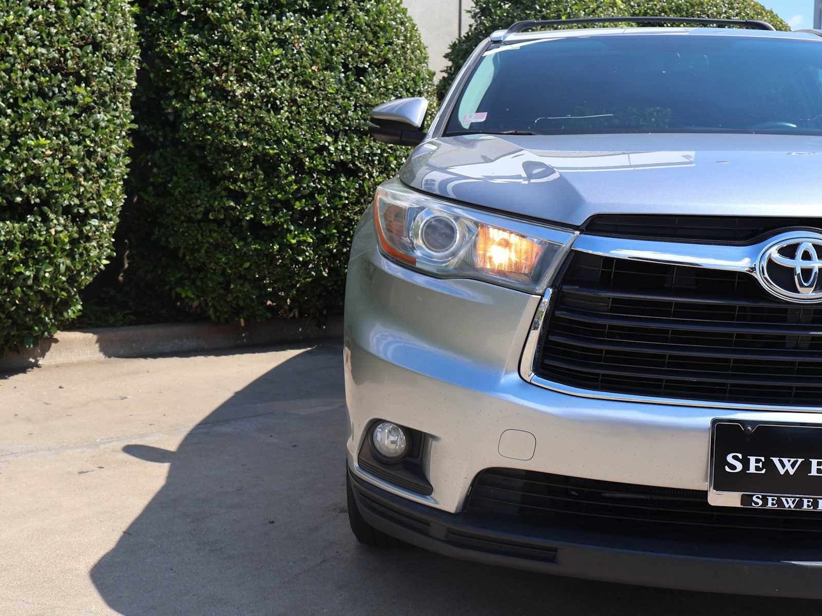 2016 Toyota Highlander Base Hybrid photo 3