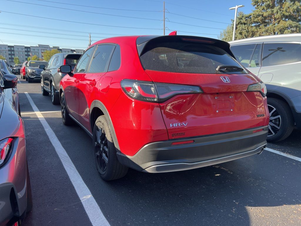 2024 Honda HR-V Sport photo 2