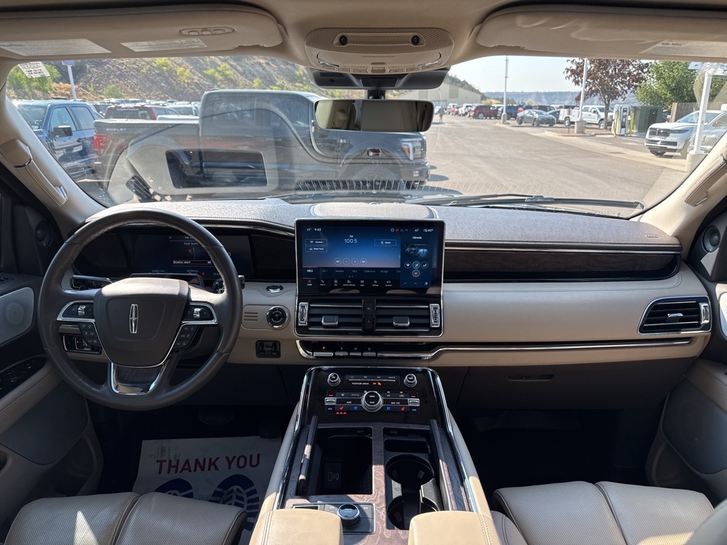 2023 Lincoln Navigator L Reserve photo 19