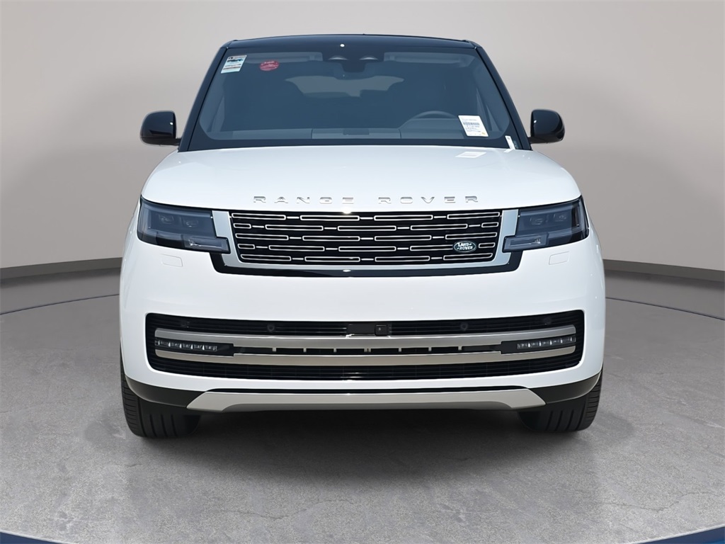 2025 Land Rover Range Rover SE photo 2
