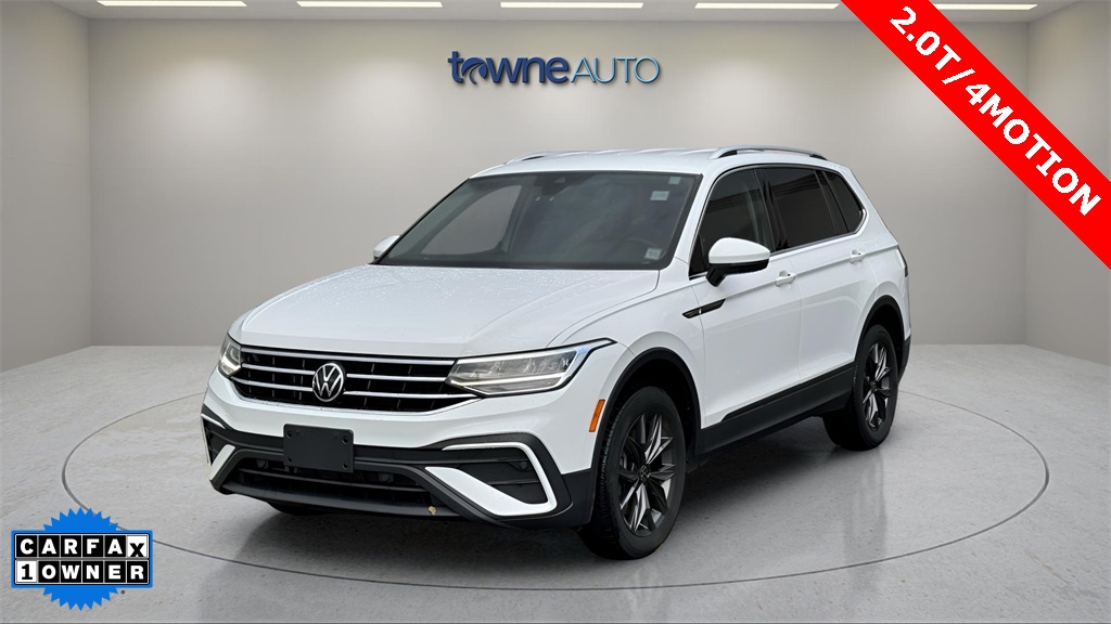 2022 Volkswagen Tiguan SE's photo