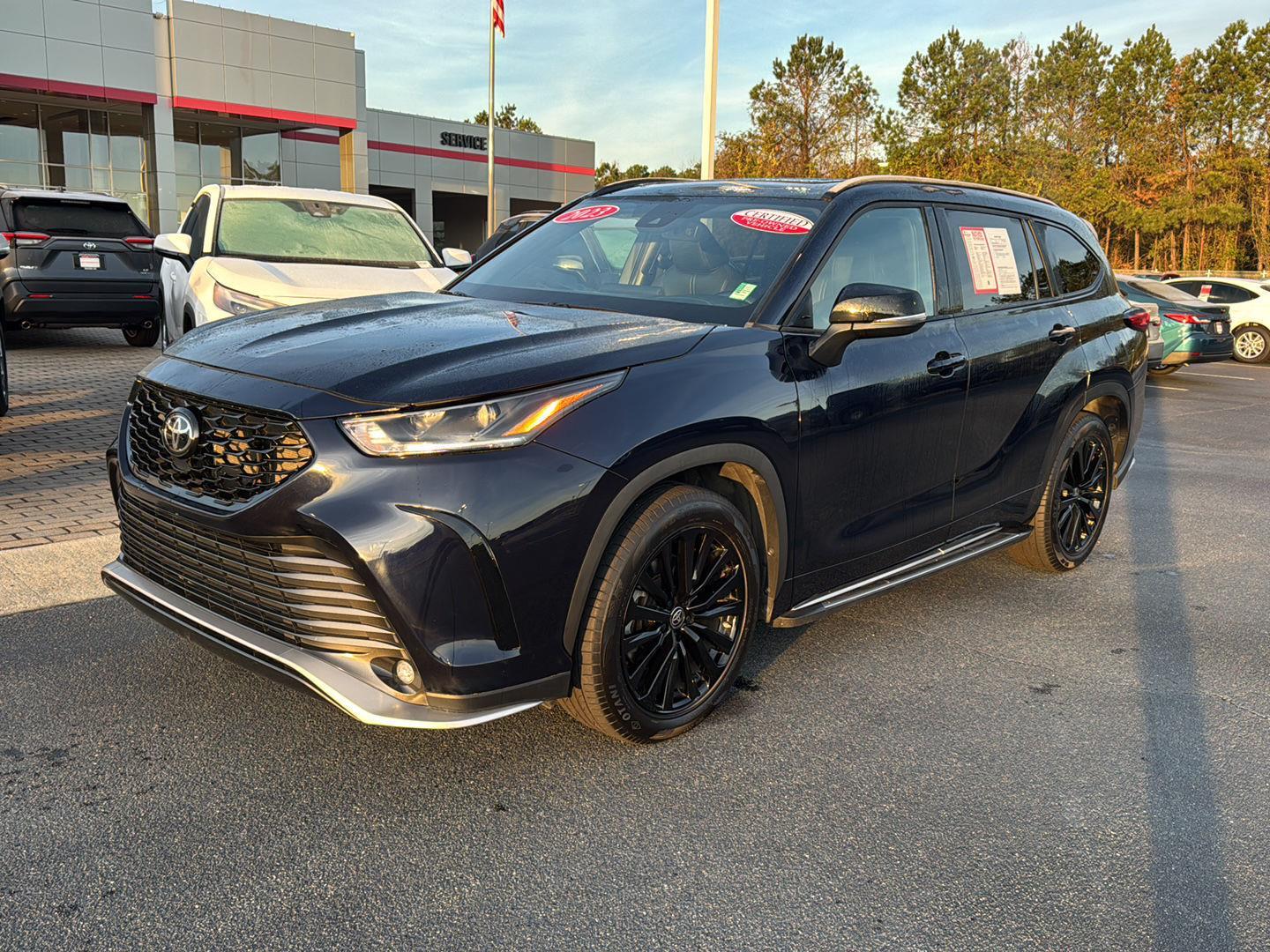 2023 Toyota Highlander XSE's photo