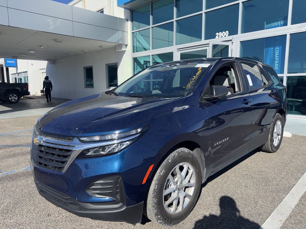 2023 Chevrolet Equinox LS