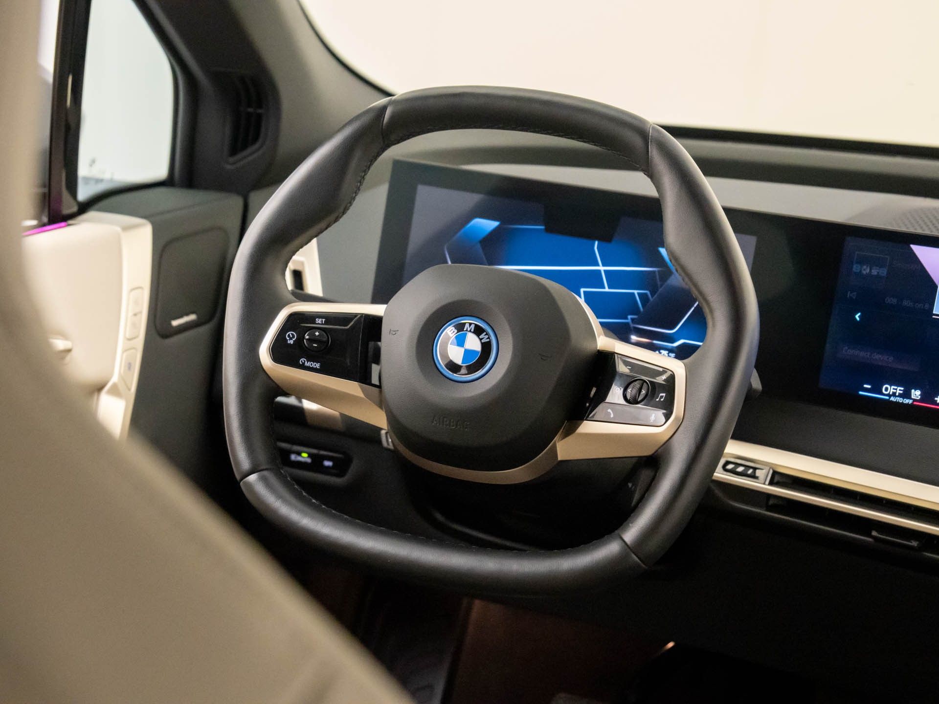 Certified Used 2025 Storm Bay Metallic BMW xDrive50 image 11