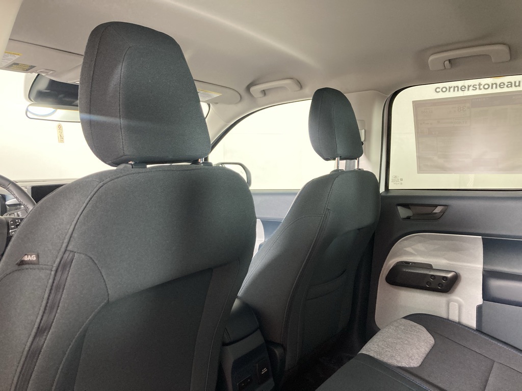 2025 Ford Maverick XLT photo 12